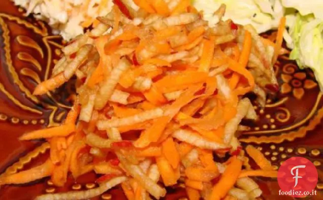 Insalata di carote e mele veloce