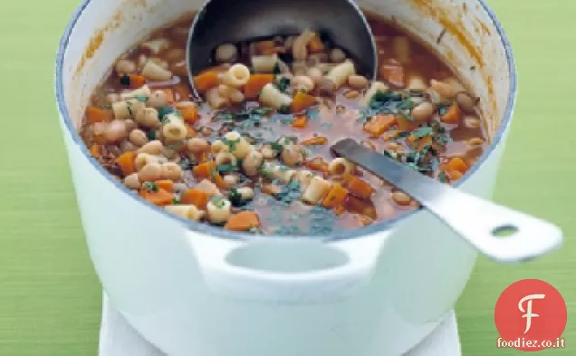 Zuppa di fagioli e pasta