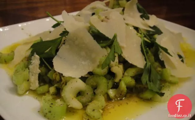 Cuocere il libro: Insalata di sedano e parmigiano