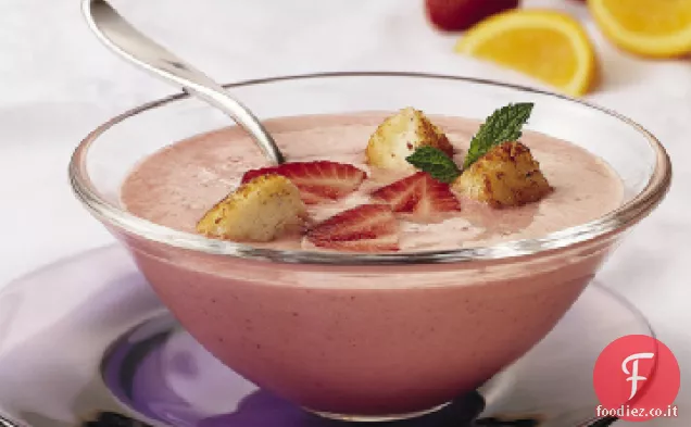 Zuppa di frutti di bosco refrigerati