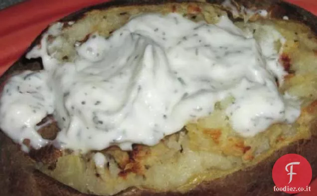 Patate al forno ripiene con crema di rafano