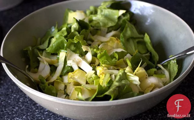 Insalata di indivia e sedano con Vinaigrette al finocchio