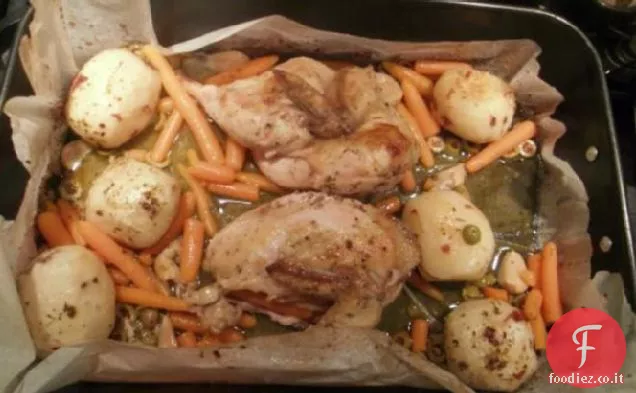 Pollo al limone e aglio arrostito greco di Kittencal con patate