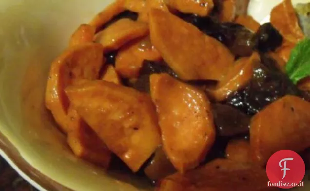 Patate dolci al forno con albicocche e prugne
