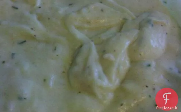Panna acida ed erba cipollina Patate montate