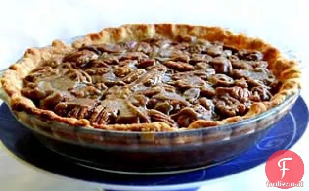 Torta di patate dolci con guarnizione di pecan