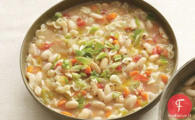 Zuppa di fagioli bianchi e pasta