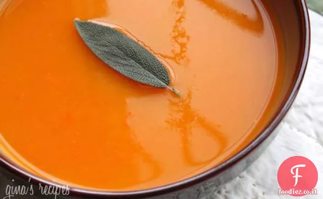 Zuppa di zucca con salvia
