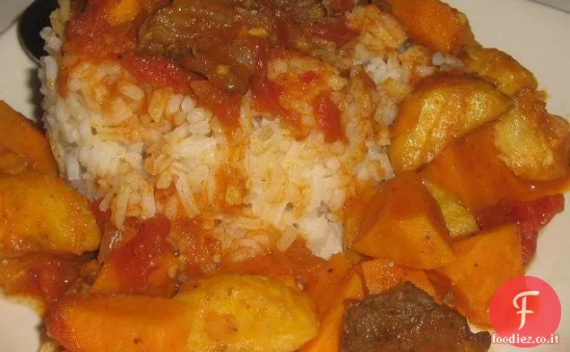 Stufato di manzo alla banana al curry