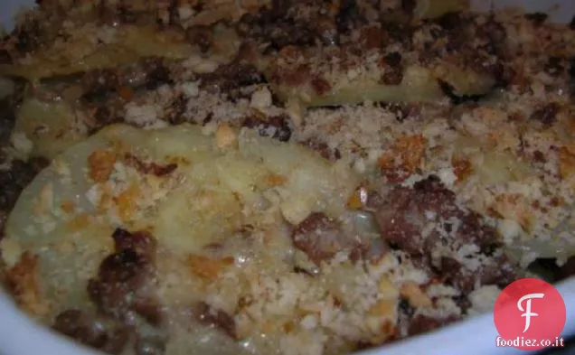 Casseruola di patate e manzo vecchio stile