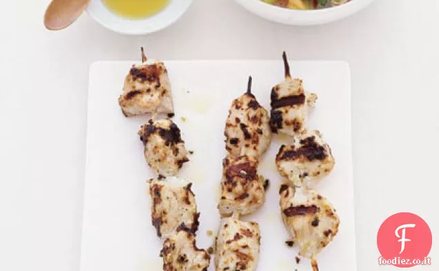 Spiedini di pollo con insalata di ceci