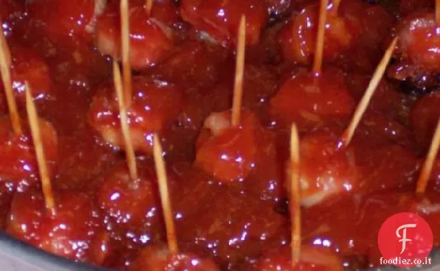 Bacon avvolto Castagne d'acqua con salsa Ketchup