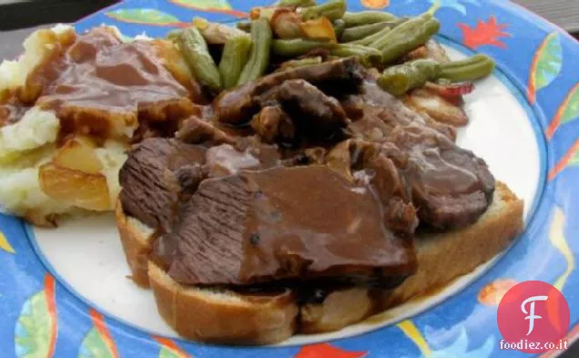 Vecchio stile caldo Open-Faced Roast Beef Sandwich