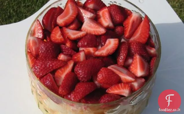 Insalata di frutta a strati