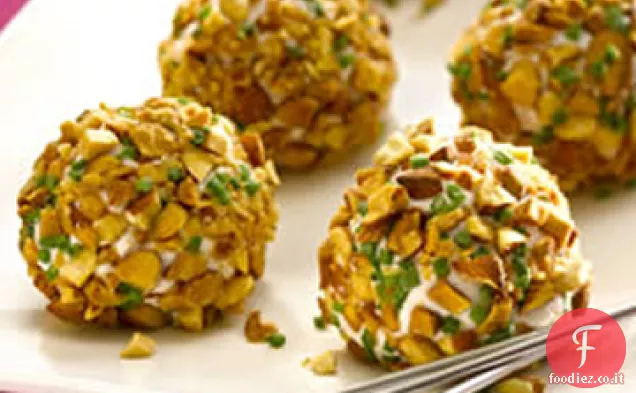 Chevre in crosta di mandorle e tartufi d'uva