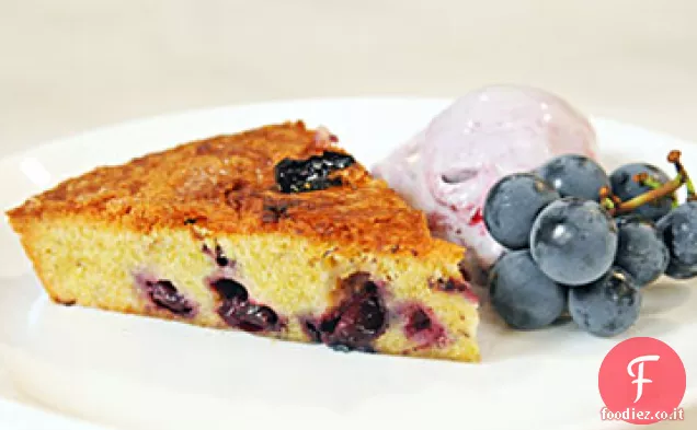 Torta al Burro Marrone al Pistacchio con Uva Concord