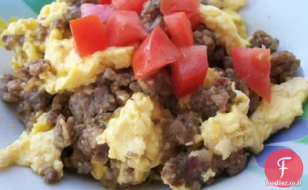 Salsiccia Scrambles e formaggio