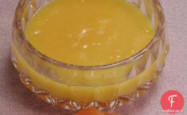 Salsa d'albicocca dorata