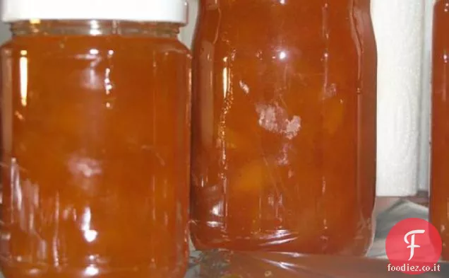 Marmellata di albicocche fatta in casa
