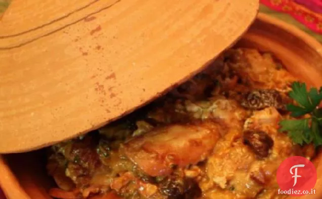 Tagine marocchina di pollo con albicocche