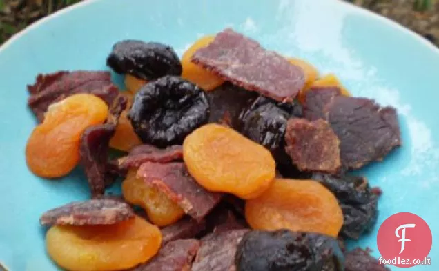 Spuntino a scatti e frutta secca