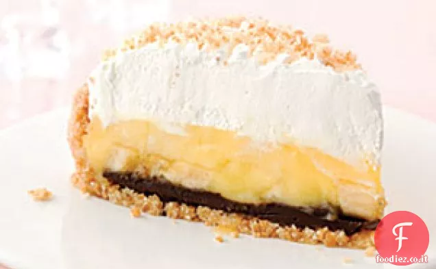 Torta di crema di banana con fondo nero