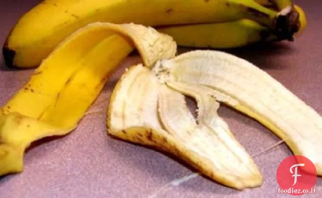 Guarigione Eruzioni di edera velenosa, punture di insetti con buccia di banana