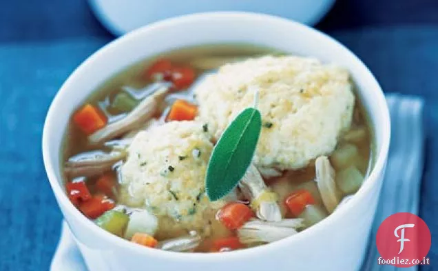 Zuppa di pollo e patate con gnocchi