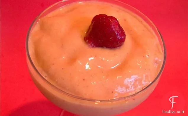 Turbinio di frutta e yogurt