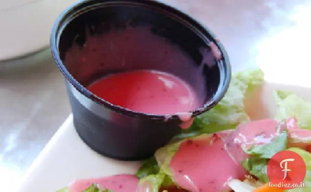 Condimento per insalata di lamponi