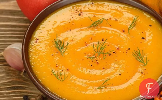 Zuppa di zucca vegetariana sana