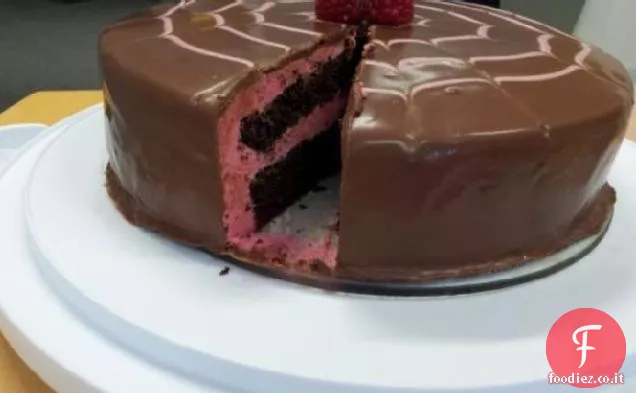 Torta di mousse al cioccolato e lamponi