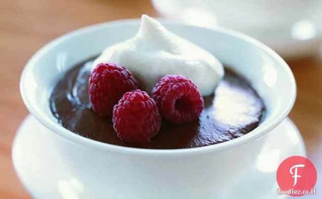 Budino al cioccolato e cannella con lamponi