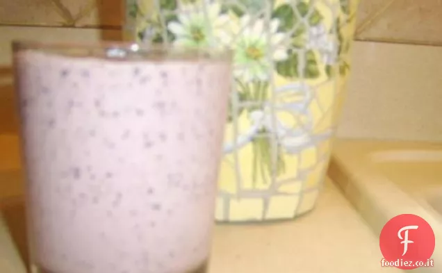 Frullato di yogurt ai mirtilli