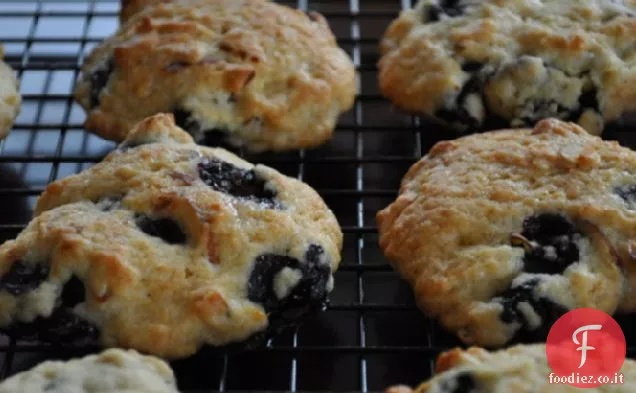 Biscotti alle mandorle ai mirtilli