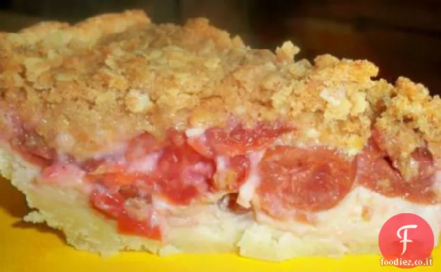 Torta di crumble alla crema di ciliegie