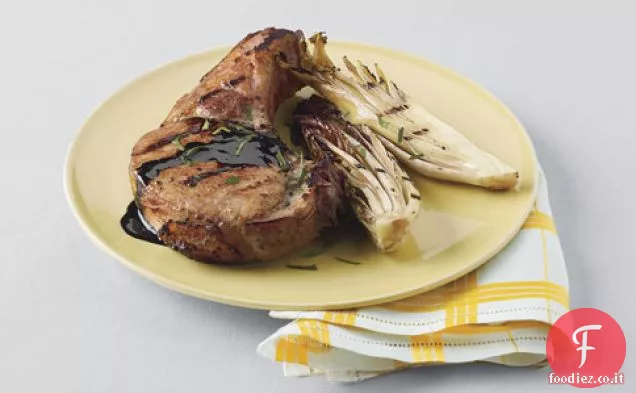 Braciole di maiale alla griglia con Treviso e Glassa Balsamica