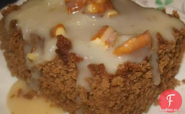 Torta al cioccolato tedesco con salsa di noci di cocco