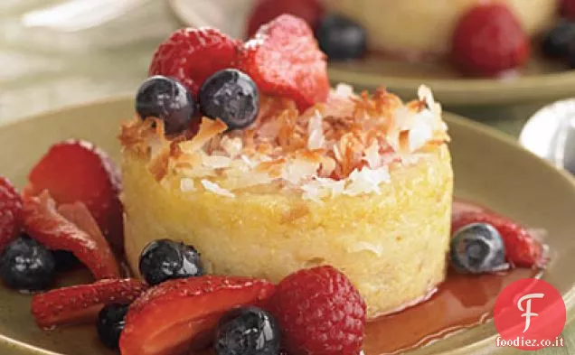 Torte di polenta in crosta di cocco con salsa a tripla bacca