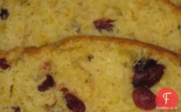 Pane alle noci di mirtillo-arancia
