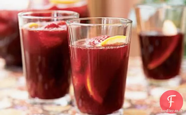 Sangria di mirtilli e lamponi