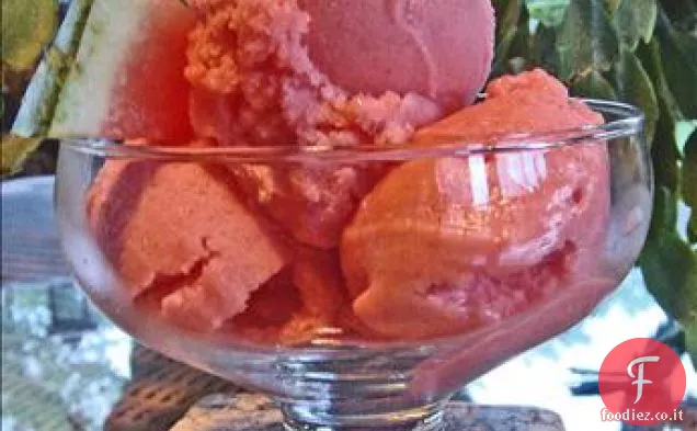 Galline di selvaggina della Cornovaglia con pancetta e salsa di mirtilli rossi