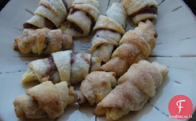 Rugelach (biscotti ripieni di crema di formaggio)