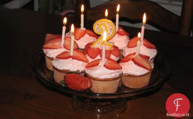 Cupcakes alla fragola farciti speciali