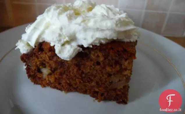Torta di mele con salsa calda al caramello
