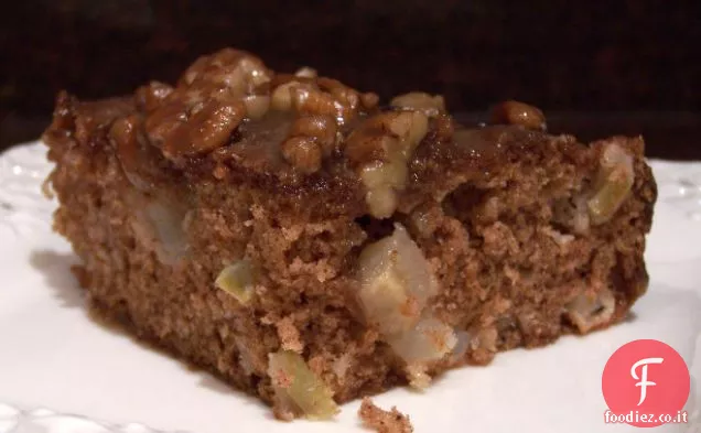 Torta di spezie di mele con glassa di Frangelico di pecan