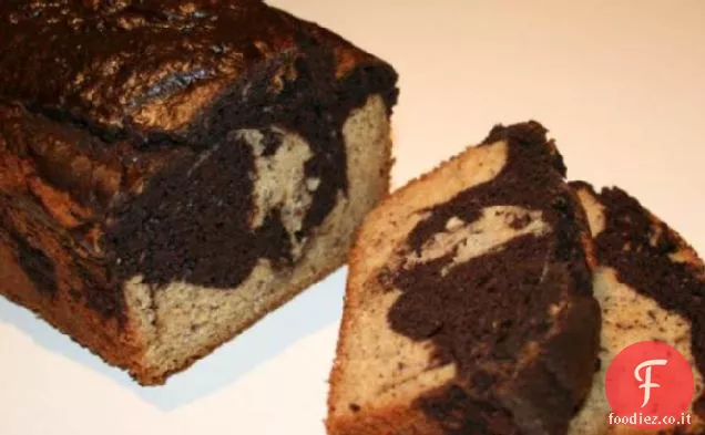 Torta di marmo di Martha Stewart con glassa al cioccolato bianco