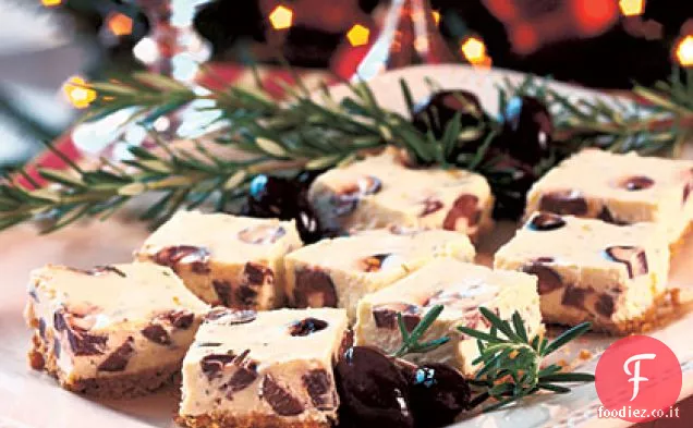 Quadrati salati di cheesecake di Kalamata