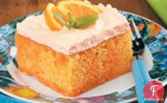 Torta alla crema arancione