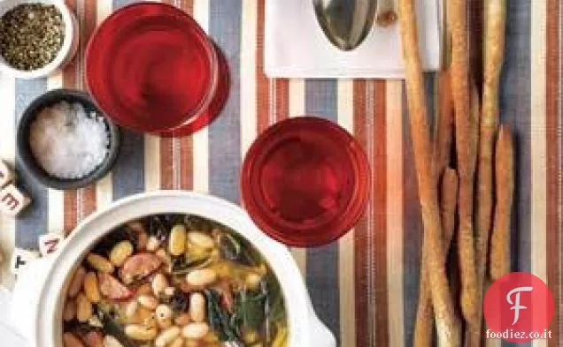 Zuppa di fagioli bianchi a cottura lenta con Andouille e collardi